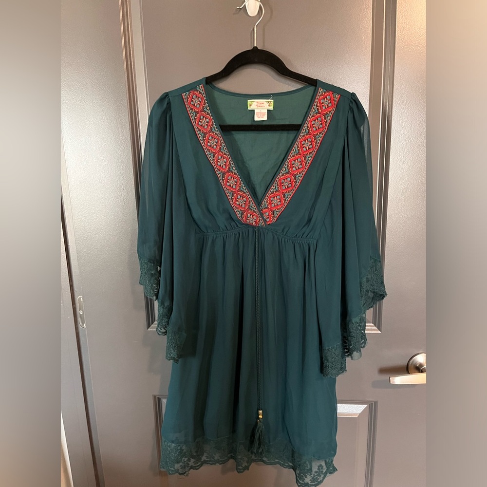 Flying Tomato Tunic EUC